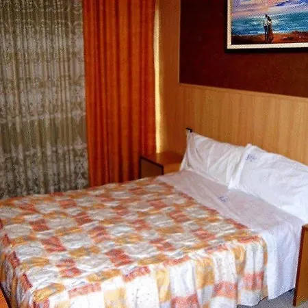 Guest house Venecia 2*
