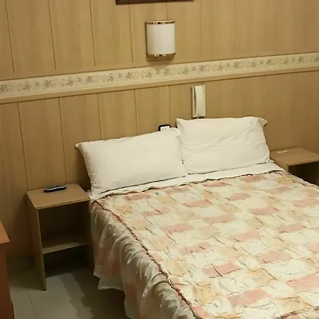 Guest house Venecia 2*